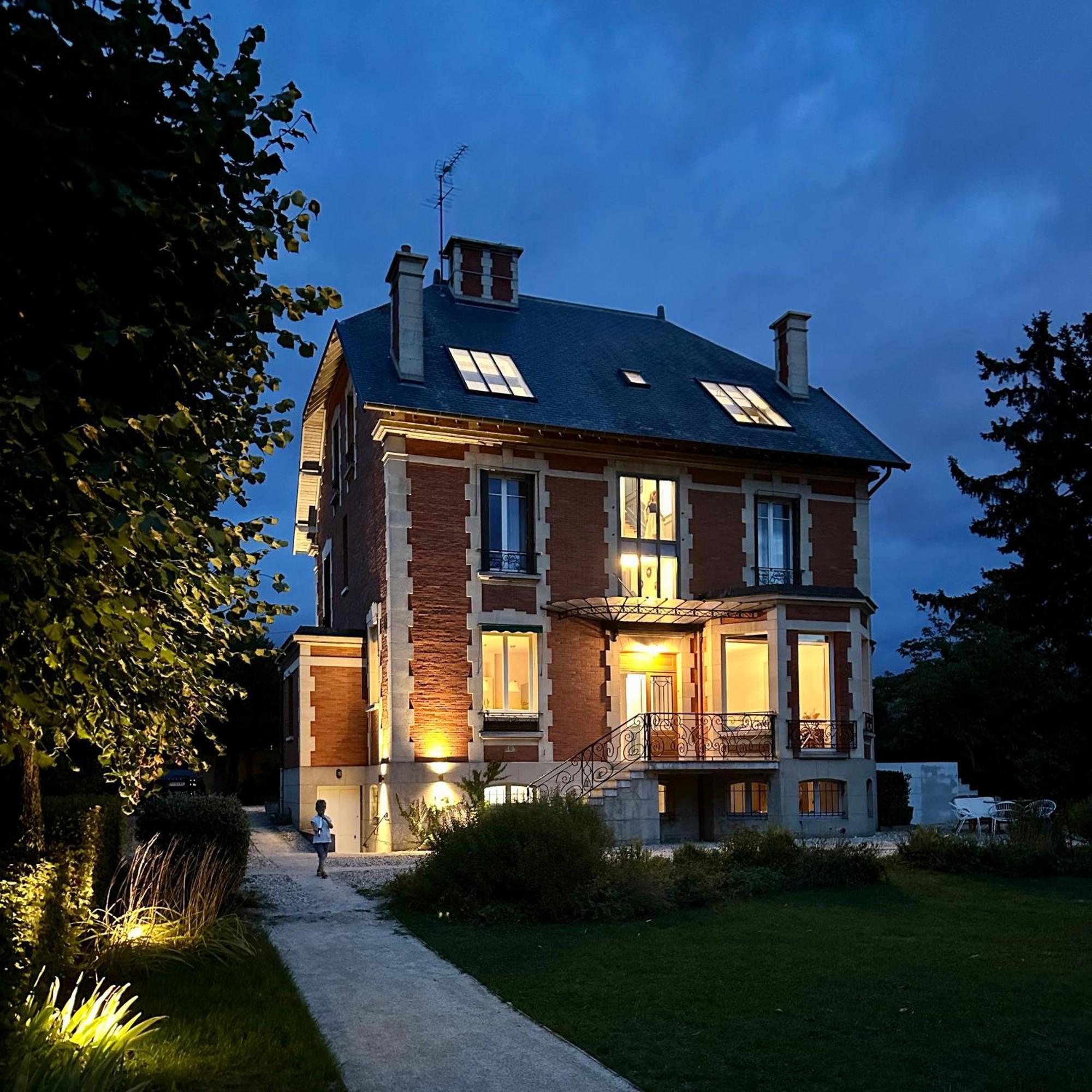 Lesches La Grande Maison Lgm מראה חיצוני תמונה